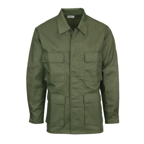 125432 11 125432 11 01 <div class="colordesc"> <strong><big>BDU binnenjack</big></strong> <hr /> Het BDU binnenjack, ook wel bekend als veldjack Zwart, is een essentieel kledingstuk voor avonturiers en liefhebbers van outdoor activiteiten. Met 4 handige opgestikte zakken aan de voorzijde biedt dit binnenjack voldoende opbergruimte voor al je benodigdheden. Gemaakt van hoogwaardig materiaal, bestaande uit 65% polyester en 35% katoen, is dit binnenjack ontworpen om bestand te zijn tegen ruwe omstandigheden en langdurig gebruik. Of je nu gaat wandelen in de natuur, survivalen in het wild, vissen aan de waterkant of andere outdoor avonturen beleeft, het BDU binnenjack staat altijd voor je klaar. Dit veelzijdige veldjack is verkrijgbaar in verschillende kleuren en maten, zodat je de perfecte pasvorm en stijl kunt kiezen die bij jou past. De duurzame constructie en functionele ontwerp maken het binnenjack een betrouwbare metgezel tijdens al je avonturen. </div> <div><a title="Maattabel" href="https://dedump.nl/wp-content/uploads/2021/11/125432-BDU-binnen-jas-maattabel.pdf" target="_blank" rel="noopener noreferrer"><button><span style="color: #ef471f; font-size: medium;"><strong>Maattabel</strong></span></button></a></div>