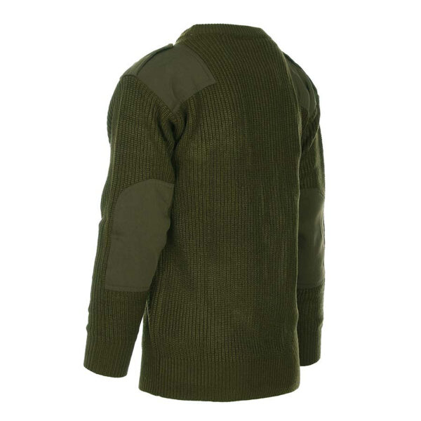 1313110 11 02 <div class="colordesc"> De <strong>Fostex Garments Commando Trui</strong> is een robuuste en functionele <strong>militaire stijl trui</strong>, ontworpen voor <strong>werk, outdoor-activiteiten en dagelijks gebruik</strong>. Deze trui is beschikbaar in <strong>groen, blauw en zwart</strong> en biedt de perfecte combinatie van <strong>comfort, duurzaamheid en stijl</strong>. Dankzij het <strong>100% acrylmateriaal</strong> is de trui <strong>warm, slijtvast en flexibel</strong>, waardoor hij zowel in koude als gematigde weersomstandigheden ideaal is. De trui is voorzien van <strong>versterkte schouder- en elleboogstukken</strong>, wat extra stevigheid biedt bij intensief gebruik. Daarnaast heeft hij <strong>epauletten op de schouders</strong> en een <strong>praktische borstzak</strong> voor het opbergen van kleine essentials zoals een notitieblok of ID-kaart. <strong>Veelzijdig in gebruik:</strong> Deze trui is ideaal voor <strong>beveiligingspersoneel, outdoorliefhebbers, werkprofessionals en casual wear</strong>. Door zijn <strong>stevige pasvorm en ademend vermogen</strong> is hij geschikt voor diverse activiteiten en biedt hij optimale <strong>warmte en bewegingsvrijheid</strong>. <a title="Maattabel" href="https://dedump.nl/wp-content/uploads/2021/08/Commando-Trui-deDump.nl_.pdf" target="_blank" rel="noopener noreferrer"><button><span style="color: #ef471f;font-size: medium"><strong>Maattabel</strong></span></button></a> </div>
