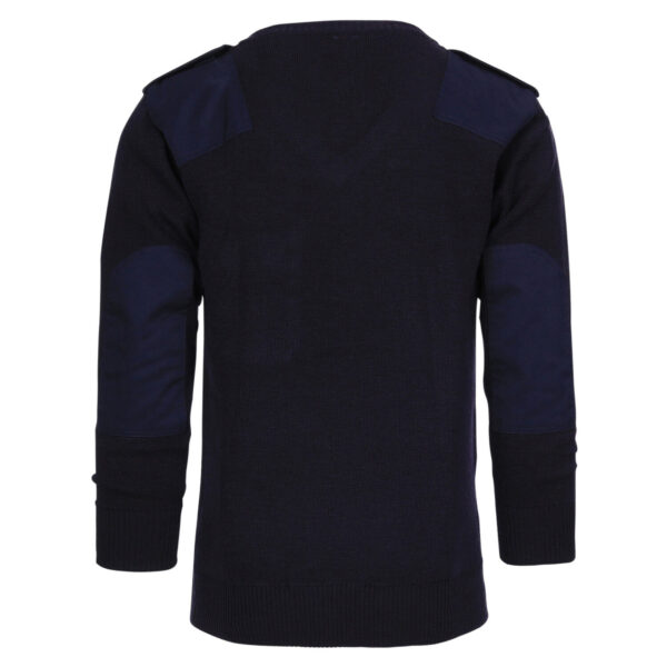 131335 12 03 Trui V-hals van 50% wol en 50% acryl. Deze trui beschikt over epauletten op de borst en schouders. <div> <div class="colorimg">Zwart</div> </div>