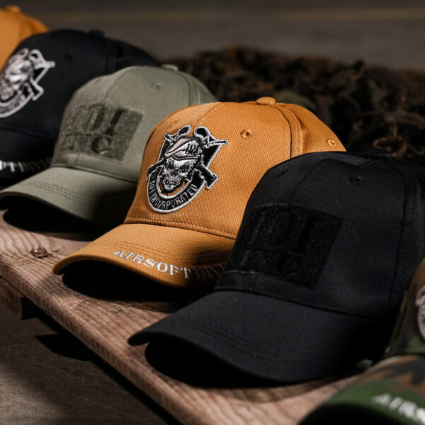 215151 273 112 04 Baseball cap van 100% polyester.