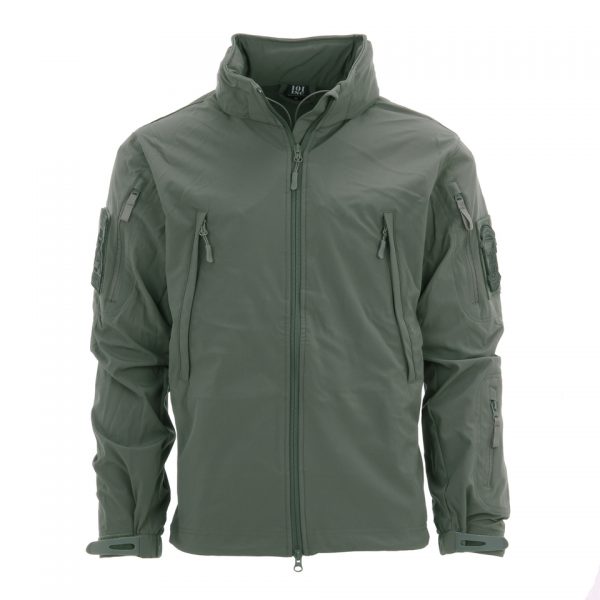 soft2 <big>Softshell jack FG met oprolbare capuchon, hoge kraag, zakken met ritssluitingen en velcro patches.</big> <strong>Kenmerken:</strong> <ul> <li><big>Warme verstevigde kraag met oprolbare capuchon </big></li> <li><big>Waterafstotend </big></li> <li><big>Twee verticale borstzakken </big></li> <li><big>Twee binnenzakken </big></li> <li><big>Twee zakken op de rug </big></li> <li><big>Twee zakken op bovenarm en één op de voorarm </big></li> <li><big>Klittenband patches </big></li> <li><big>Verstevigingen op schouder en onderarm </big></li> <li><big>Ritssluiting onder de arm/oksel voor extra ventilatie </big></li> <li><big>Verstelbare polsen</big></li> <li><big>Ritssluiting</big></li> </ul> <div><a title="Maattabel" href="https://dedump.nl/wp-content/uploads/2019/03/deDump.nl-SOFT-SHELL-JACK-TACTICAL-SUMMER-VERSION-Maattabel.pdf" target="_blank" rel="noopener noreferrer"> <button><span style="color: #ef471f;font-size: medium"><strong>Maattabel</strong></span></button></a></div>