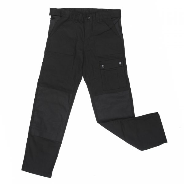 werkbroek <big>Werkbroek Basic Zwart versterkt met Cordura.</big> <strong>Kenmerken:</strong> <ul> <li><big>Bevat klitteband in de taille</big></li> <li><big>Gemaakt van 60% katoen en 40% polyester</big></li> <li><big>300 gram/m2</big></li> <li><big>Cordura kniebescherming</big></li> </ul> <div></div> <div><a title="Maattabel" href="https://dedump.nl/wp-content/uploads/2021/10/111236-Werkbroek-basic.pdf" target="_blank" rel="noopener noreferrer"><button><span style="color: #ef471f; font-size: medium;"><strong>Maattabel</strong></span></button></a></div> <div class="colorimg"></div> <div> <table class="table table-striped"> <tbody> <tr> <td>Wasvoorschriften</td> <td><img title="Drogen toegestaan" src="https://www.vanosimports.com/public/_shared/img/washing_symbols/drying_2.png" alt="Drogen toegestaan" width="40" /><img title="Strijken op maximaal 150 graden" src="https://www.vanosimports.com/public/_shared/img/washing_symbols/ironing_2.png" alt="Strijken op maximaal 150 graden" width="40" /><img title="Bleken niet toegestaan" src="https://www.vanosimports.com/public/_shared/img/washing_symbols/bleach_2.png" alt="Bleken niet toegestaan" width="40" /><img title="Chemisch reinigen met perchloretheen of minerale benzines (P)" src="https://www.vanosimports.com/public/_shared/img/washing_symbols/professional_cleaning_1.png" alt="Chemisch reinigen met perchloretheen of minerale benzines (P)" width="40" /><img title="Maximaal 60 graden" src="https://www.vanosimports.com/public/_shared/img/washing_symbols/washing_5.png" alt="Maximaal 60 graden" width="40" /></td> </tr> </tbody> </table> </div>
