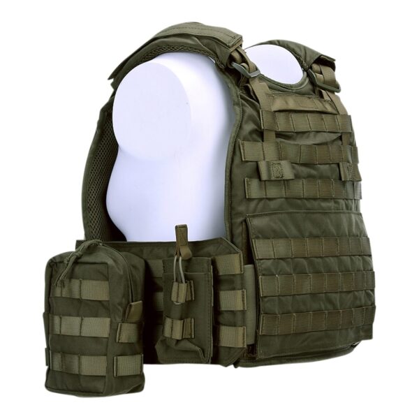 Tactical vest Ranger LQ1412213 Tactical vest Ranger/ Plate Carrier gemaakt van hoogwaardige kwaliteit. Voorzien van Molle over het gehele vest voor het monteren van pouches naar keuze. Incl. Pouches van de afbeelding. <div class="colordesc">groen</div> <div class="colorimg"><a href="https://dedump.nl/wp-content/uploads/2019/07/groen.jpg"><img class="alignnone size-full wp-image-18948" src="https://dedump.nl/wp-content/uploads/2019/07/groen.jpg" alt="" width="171" height="26" /></a></div> <div></div> <div> <div class="colordesc">coyote <a href="https://dedump.nl/wp-content/uploads/2019/07/coyote_112.jpg"><img class="alignnone size-full wp-image-22518" src="https://dedump.nl/wp-content/uploads/2019/07/coyote_112.jpg" alt="" width="50" height="50" /></a></div> </div> <div></div> <div> <div class="colordesc">zwart</div> <div class="colorimg"><a href="https://dedump.nl/wp-content/uploads/2019/07/glans-zwart.jpg"><img class="alignnone size-full wp-image-18945" src="https://dedump.nl/wp-content/uploads/2019/07/glans-zwart.jpg" alt="" width="171" height="26" /></a></div> </div>