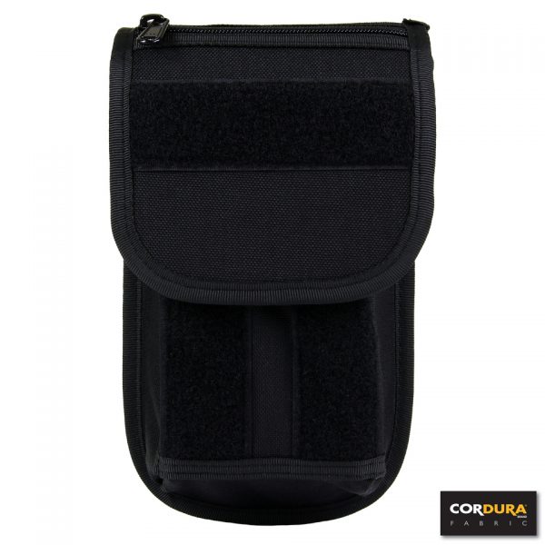 Utility pouch Cordura DP219 Universele magazijn houder van 100% Cordura. Tas heeft een voorvak voor een M4/AR-15, of 2 pistool magazijnen. Aan de voorkant heeft de houder een ritsvak. Grote opberg vak voor oa notitie boekjes, enz. Voorzien van een riemlus met drukknoop sluiting. Afmeting: 21 x 13 x 7 cm. <div class="colordesc">zwart</div> <div class="colorimg"><img src="https://www.vanosimports.nl/image/00046/m5track/13.jpg" alt="13" /></div>