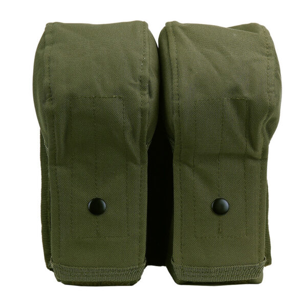 359801 13 02 Molle pouch van 100% nylon. <strong>Afmeting:</strong> 23 x 21 x 7 cm