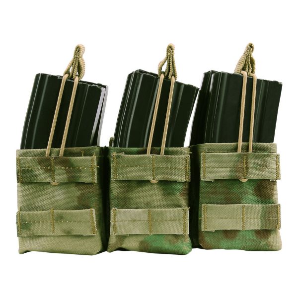 359858 Triple stacker M4 mag pouch De Triple stacker M4 mag pouch. Deze mooie en kwalitatieve goedgevormde pouch biedt plaats aan zes M4 / M16 magazijnen. De pouch is voorzien van MOLLE bevestiging voor de enige juiste connectie met uw vest of andere MOLLE-gear. <strong>Afmeting: </strong>9 x 24 x 5 cm <div class="colordesc">icc fg</div> <div class="colorimg"><a href="https://dedump.nl/wp-content/uploads/2019/07/icc-fg.jpg"><img class="alignnone size-full wp-image-18950" src="https://dedump.nl/wp-content/uploads/2019/07/icc-fg.jpg" alt="" width="171" height="26" /></a></div> <div></div> <div> <div class="colordesc">groen</div> <div class="colorimg"><a href="https://dedump.nl/wp-content/uploads/2019/07/groen.jpg"><img class="alignnone size-full wp-image-18948" src="https://dedump.nl/wp-content/uploads/2019/07/groen.jpg" alt="" width="171" height="26" /></a></div> </div> <div></div> <div> <div class="colordesc">zwart</div> <div class="colorimg"><a href="https://dedump.nl/wp-content/uploads/2019/07/glans-zwart.jpg"><img class="alignnone size-full wp-image-18945" src="https://dedump.nl/wp-content/uploads/2019/07/glans-zwart.jpg" alt="" width="171" height="26" /></a></div> </div>