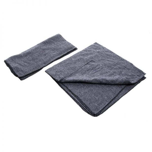 313258 Verhuis dekens verpakt per 2 stuks Set à 2 stuks verhuisdekens. Milieuvriendelijke dekens. Gemaakt van gerecyclede kleding! Afmeting per deken is 150 X 200 cm. Gewicht is 1,5 kilo per deken (500 gram per m2). <div class="colordesc">grijs</div>