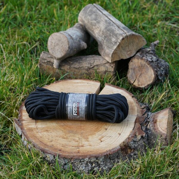 Touw 7 mm1 Touw van 100% nylon lengte 15 meter. <div class="colordesc">groen</div> <div class="colorimg"><a href="https://dedump.nl/wp-content/uploads/2019/07/groen.jpg"><img class="alignnone size-full wp-image-18948" src="https://dedump.nl/wp-content/uploads/2019/07/groen.jpg" alt="" width="171" height="26" /></a></div> <div></div> <div> <div class="colordesc">zwart</div> <div class="colorimg"><a href="https://dedump.nl/wp-content/uploads/2019/07/glans-zwart.jpg"><img class="alignnone size-full wp-image-18945" src="https://dedump.nl/wp-content/uploads/2019/07/glans-zwart.jpg" alt="" width="171" height="26" /></a></div> </div>