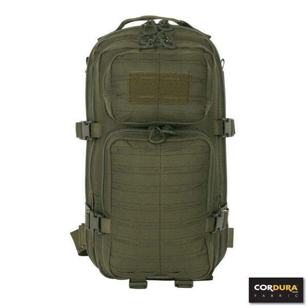 351622 11 05 De Lasercut 1-day assault rugzak Cordura LQ16173 is een compacte en stevige rugzak, ideaal voor een dagje weg, school, of outdooractiviteiten zoals airsoft. Gemaakt van hoogwaardig Cordura Fabric, biedt deze rugzak duurzaamheid en slijtvastheid. De lasercut Molle-uitsparingen maken het eenvoudig om extra accessoires en pouches te bevestigen.