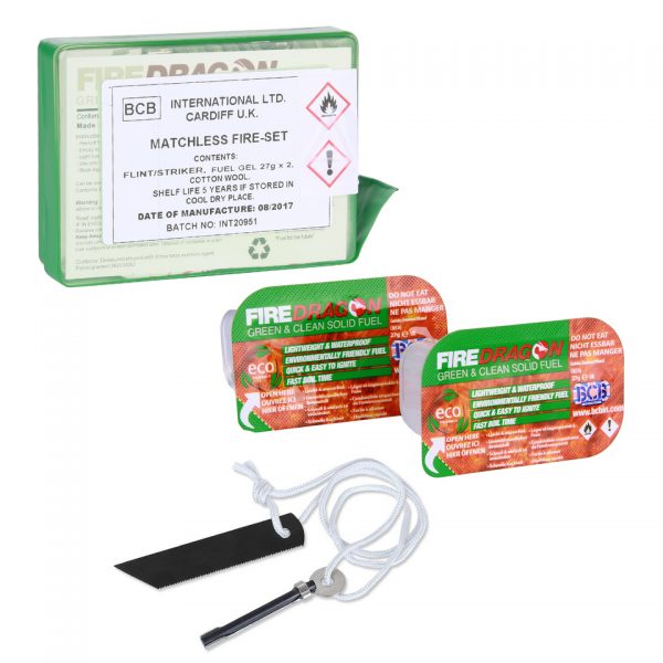 BCB MATCHLESS FIRE SET De <strong>BCB Vuurstarter Matchless Fire Set</strong> is een complete en betrouwbare oplossing voor het maken van vuur in elke situatie, van avontuur tot noodsituaties. Deze set bevat alles wat je nodig hebt om een vuur te maken, zelfs in de meest uitdagende omstandigheden. De set is compact, lichtgewicht en ontworpen om lang mee te gaan, wat het een uitstekende keuze maakt voor zowel bushcraft-enthousiastelingen als voor noodgevallen. Dankzij de verzegelde componenten ben je verzekerd van betrouwbare prestaties, zelfs bij regen of vochtige omgevingen. De <strong>Matchless Fire Set</strong> is ontworpen met de focus op duurzaamheid en effectiviteit. De hexamineblokken zijn uiterst effectief in het produceren van langdurige vlammen, en de gecomprimeerde watten en tampons fungeren als uitstekende tondel. Het is veel duurzamer dan een doos lucifers, die gemakkelijk kan nat worden of breken. Bovendien bevat de set een vuursteen, die jaren lang mee kan gaan en altijd betrouwbare prestaties biedt. Deze combinatie maakt de set ideaal voor iedereen die zich voorbereidt op avonturen in de natuur of die een praktisch hulpmiddel wil voor een noodpakket.