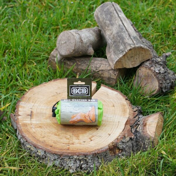 BCB bad weather bag CL18245 De BCB Bad Weather Bag CL182 biedt ultieme bescherming tegen wind en regen, reflecteert lichaamswarmte en is gemaakt van lichtgewicht, scheurvast materiaal. Een onmisbaar item voor outdooravonturen.