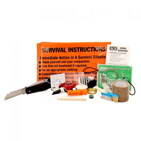 BCB PREPPERS PACK1 <strong>Waarom kiezen voor de BCB Prepper's Pack?</strong> <ul> <li><strong>Uitgebreide voorbereiding:</strong> Bevat meer dan 30 essentiële items voor noodsituaties en survival.</li> <li><strong>Duurzaam en waterdicht:</strong> De tas is ontworpen om je uitrusting veilig en droog te houden.</li> <li><strong>Organisatie en toegankelijkheid:</strong> Meerdere compartimenten maken het gemakkelijk om snel de juiste benodigdheden te vinden.</li> <li><strong>Veelzijdigheid:</strong> Geschikt voor verschillende scenario's, van outdooractiviteiten tot noodvoorbereiding.</li> <li><strong>Betrouwbare kwaliteit:</strong> Samengesteld door BCB, een gerenommeerd merk in survival- en outdoorproducten.</li> </ul> <strong>Afmetingen:</strong> Compact en gemakkelijk mee te nemen in een rugzak of weekendtas. <strong>Gewicht:</strong> 835 g <strong>Merk:</strong> BCB De <strong>BCB Prepper's Pack CK068</strong> is perfect voor iedereen die goed voorbereid wil zijn op onvoorziene situaties. Of je nu op avontuur gaat in de wildernis of jezelf wilt beschermen tegen noodsituaties thuis, deze kit biedt de tools en kennis om veilig en zelfvoorzienend te blijven.