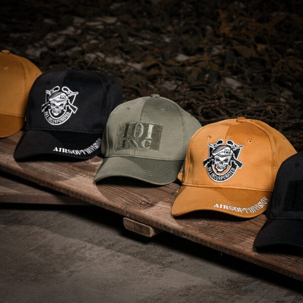 215151 272 11 04 <p>De 101 INC Velcro baseball cap is vervaardigd uit 100% polyester en biedt een perfecte combinatie van comfort en functionaliteit. Deze cap is ideaal voor outdoor activiteiten en militaire toepassingen, met een verstelbare Velcro sluiting voor een optimale pasvorm. Het ademende materiaal zorgt ervoor dat je hoofd koel blijft, terwijl de klassieke stijl je een stoere uitstraling geeft. Voeg deze veelzijdige baseball cap toe aan je uitrusting en geniet van stijl en bescherming in één.</p>