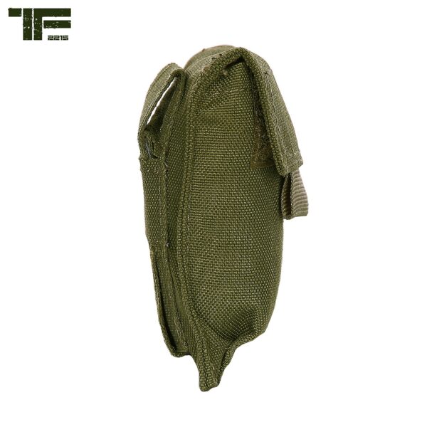 TF 2215 Kill Rag6 <big><strong>Task Force 2215® Kill Rag</strong> Een Kill Rag wordt gebruikt om aan te geven dat je een ‘hit’ hebt. Door de felle oranjekleur kunnen medespelers zien dat je geraakt belt. </big> <ul> <li><big>Gemaakt van nylon/polyester</big></li> <li><big>Licht van gewicht</big></li> <li><big>Compact</big></li> <li><big>D.m.v. een koord zit het doekje vast en voorkomt verlies in het speelveld</big></li> <li><big>MOLLE-compatible daardoor gemakkelijk op elke vest/rig te bevestigen</big></li> </ul> ​<img class="" src="https://www.mupload.nl/img/lwkaai.png" alt="" width="100" height="53" /> Coyote <a href="https://dedump.nl/wp-content/uploads/2018/07/coyote_112-e1567862860556.jpg"><img class="alignnone size-full wp-image-22519" src="https://dedump.nl/wp-content/uploads/2018/07/coyote_112-e1567862860556.jpg" alt="" width="50" height="50" /></a> Ranger Green <a href="https://dedump.nl/wp-content/uploads/2019/07/forest-green.jpg"><img class="alignnone size-full wp-image-18943" src="https://dedump.nl/wp-content/uploads/2019/07/forest-green.jpg" alt="" width="171" height="26" /></a>