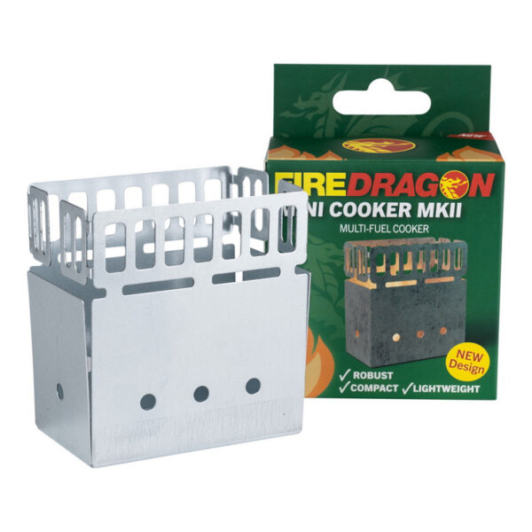 BCB Fire dragon mini cooker MK2 CN37511 <h3 data-start="0" data-end="63"><strong data-start="4" data-end="61">BCB Fire Dragon Mini Cooker MK2 – Compact & Efficiënt</strong></h3> <p data-start="65" data-end="426">De <strong data-start="68" data-end="103">BCB Fire Dragon Mini Cooker MK2</strong> is de perfecte keuze voor outdoorliefhebbers, survivalisten en kampeerders. Deze ultracompacte en lichtgewicht kachel is ontworpen voor <strong data-start="240" data-end="281">maximale efficiëntie en gebruiksgemak</strong>. Je kunt eenvoudig twee <strong data-start="306" data-end="338">Fire Dragon-brandstofblokken</strong> opslaan in de kachel, waardoor je altijd een betrouwbare warmtebron bij de hand hebt.</p> <p data-start="428" data-end="696">Dankzij de robuuste en <strong data-start="451" data-end="466">waterdichte</strong> constructie is de mini cooker bestand tegen de zwaarste omstandigheden. Bovendien is hij <strong data-start="556" data-end="572">herbruikbaar</strong> en compatibel met verschillende brandstoffen (behalve benzine), wat hem een veelzijdige keuze maakt voor al je avonturen.</p>