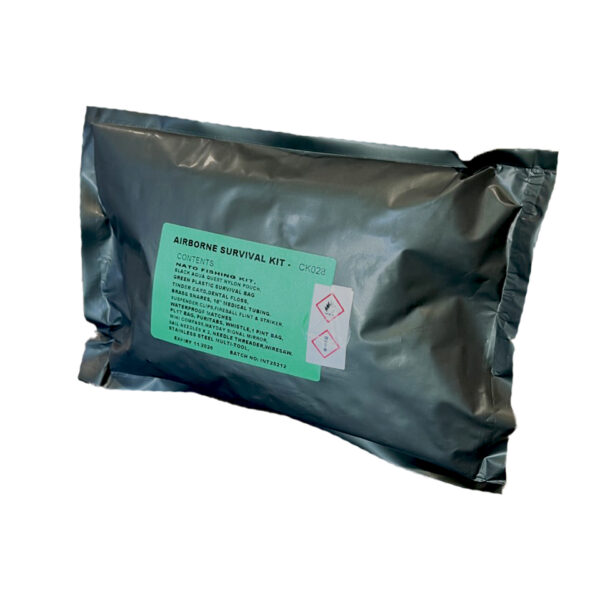 469454 BCB Airborne Survival kit CK0281 <ul> <li><strong>Gewicht:</strong> 434 g</li> <li><strong>Verpakking:</strong> Olijfgroen waterdicht vacuümzakje + zwarte nylon zak met venster</li> <li><strong>Merk:</strong> BCB</li> </ul> <strong>Waarom kiezen voor de BCB Tactical Survival Kit CK028?</strong> ✔ <strong>Complete survivaluitrusting:</strong> Alles wat je nodig hebt in één compacte kit. ✔ <strong>Waterdicht en duurzaam:</strong> Beschermt de inhoud tegen alle weersomstandigheden. ✔ <strong>Lichtgewicht en draagbaar:</strong> Makkelijk mee te nemen in elke outdoor situatie. ✔ <strong>Geschikt voor noodgevallen:</strong> Ideaal voor overleving, bushcraft, kamperen en reizen. ✔ <strong>Professioneel ontworpen:</strong> In samenwerking met speciale eenheden voor maximale betrouwbaarheid. Bereid je voor op elke uitdaging met de <strong>BCB Tactical Survival Kit CK028</strong>. Bestel vandaag nog en wees klaar voor het onverwachte!