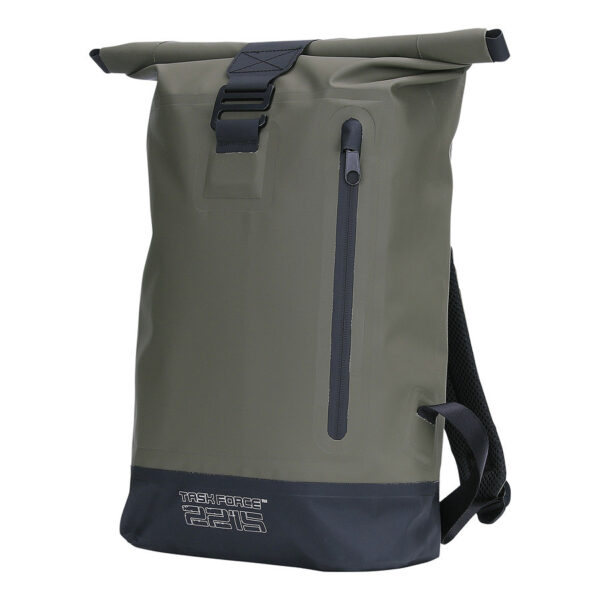 351743 11 01 <strong>TF-2215 Urban Creek Drybag 18L – Waterdichte Rugtas met Stijl</strong> De <strong>TF-2215 Urban Creek Drybag 18L</strong> is de perfecte combinatie van functionaliteit, duurzaamheid en stijl. Deze trendy <strong>urban style rugtas</strong> is ideaal voor regenachtige dagen en outdooractiviteiten waarbij water een rol speelt. Dankzij het <strong>waterdichte PVC-materiaal</strong>, de <strong>gesealde naden</strong> en het innovatieve <strong>sluitsysteem</strong>, blijft de inhoud van je tas droog, zelfs in de meest uitdagende omstandigheden. <table class="table table-striped"> <tbody> <tr> <td>Materiaal</td> <td>100% PVC / 100% nylon webbing</td> </tr> </tbody> </table> https://youtu.be/S2xPhELOmUs