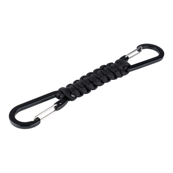 Paracord dubbele karabijnhaak JF0267 De Paracord dubbele karabijnhaak JF026 is een handig en veelzijdig outdoor accessoire, ideaal voor diverse avontuurlijke activiteiten. Voorzien van duurzaam paracord touw en twee stevige karabijnhaken voor een veilige bevestiging.