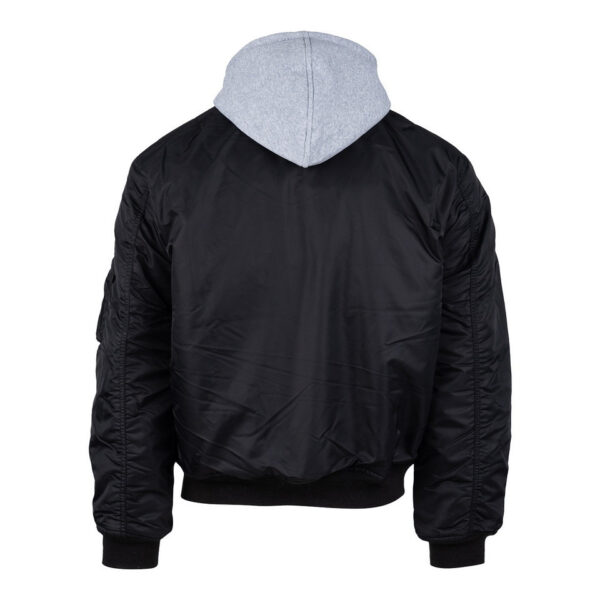 MA 1 hooded bomber jack3 Maak kennis met ons stijlvolle en authentieke MA-1 hooded bomber jack. Dit veelzijdige jack is ontworpen om zowel comfort als duurzaamheid te bieden, dankzij het gebruik van hoogwaardige materialen. De buitenstof is gemaakt van 100% nylon, de voeringstof van 100% polyester, en de stof van de hoodie is 100% katoen. Dit jack is perfect voor elk seizoen en elke gelegenheid, en combineert moeiteloos mode en functionaliteit.