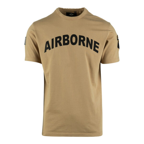 Premium T shirt 101st Airborne8 Het Premium 101st Airborne T-shirt combineert comfort, duurzaamheid en een unieke stijl. Gemaakt van 100% BCI-katoen, voelt dit T-shirt zacht aan en biedt het langdurig draagplezier. Door de garment dye behandeling krijgt het T-shirt een vintage uitstraling, waarbij subtiele kleur- en schaduwvariaties ontstaan. Dit maakt elk shirt uniek en geeft het een authentieke, doorleefde look. Het shirt is bovendien voorzien van geborduurde emblemen op de mouw, wat zorgt voor een stoere, militaire uitstraling met een washed effect. Met een kwaliteit van 240GSM is het T-shirt stevig en perfect voor dagelijks gebruik, terwijl het speciale verfproces zorgt voor een onderscheidend karakter. <a title="Maattabel" href="https://dedump.nl/wp-content/uploads/2024/08/Premium-T-shirt-101st-Airborne-Fostex-maattabel.png" target="_blank" rel="noopener noreferrer"><button><span style="color: #ef471f;font-size: medium"><strong>Maattabel</strong></span></button></a>