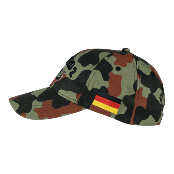 Baseball Cap Leopard 2 tank4 De <strong>Baseball Cap Leopard 2 tank</strong> is een must-have voor iedere tankliefhebber en militaire geschiedenisliefhebber. Deze cap is ontworpen als eerbetoon aan de <strong>Leopard 2</strong>, een gerenommeerde Duitse gevechtstank die in 1979 in gebruik werd genomen als opvolger van de originele Leopard tank.