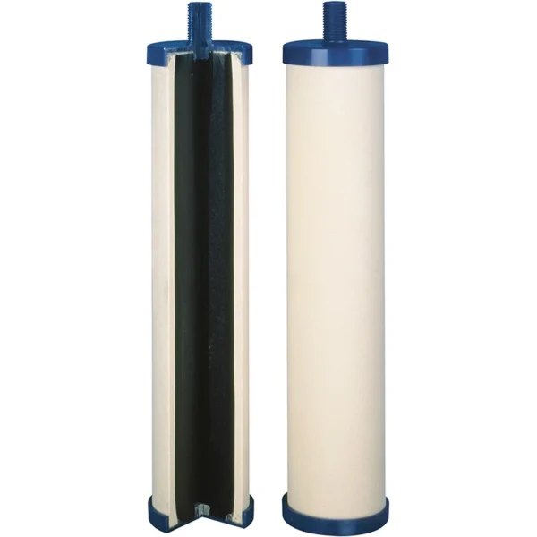 Filterelement Superdyn <ul> <li><strong>Kleur:</strong> Wit</li> <li><strong>Inhoud:</strong> 6.000 liter of 6 maanden gebruik</li> <li><strong>Gewicht:</strong> 300 gram</li> <li><strong>Materiaal:</strong> Keramiek en actieve koolstof</li> </ul> <strong>Waarom kiezen voor het Filterelement Superdyn?</strong> Met het <strong>Katadyn Filterelement Superdyn</strong> haal je een krachtige en veelzijdige waterfilter in huis die je voorziet van schoon en fris drinkwater. Het slimme dual-layer ontwerp combineert effectieve verwijdering van bacteriën en sedimenten met een verbeterde smaakbeleving door het actieve koolstofelement. Perfect voor avonturen, kampeertrips of als noodvoorziening, biedt dit filterelement betrouwbare prestaties en een lange levensduur.