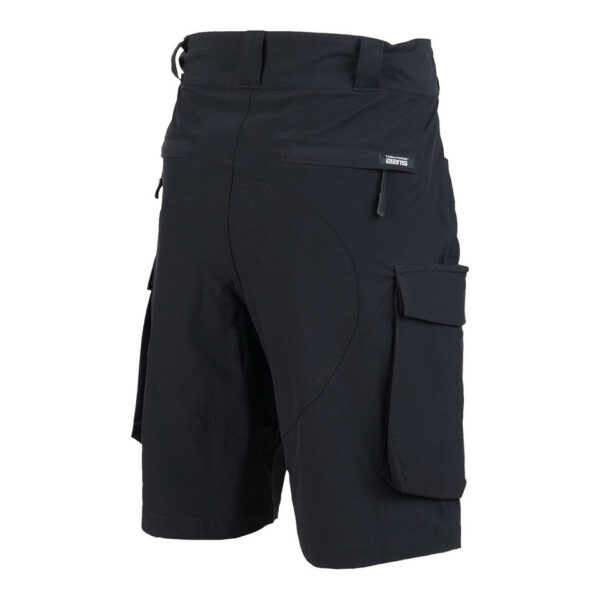 TF 2215 Echo Three tactical korte broek21 De <strong>TF-2215 Echo Three Tactical Korte Broek</strong> is dé ideale keuze voor liefhebbers van outdoor- en tactische activiteiten. Of je nu gaat wandelen, reizen of een tactische missie uitvoert, deze short biedt het perfecte evenwicht tussen functionaliteit, comfort en duurzaamheid. Dankzij het hoogwaardige materiaal en de praktische ontwerpdetails ben je voorbereid op elke situatie. Het lichte, sneldrogende en ademende ontwerp houdt je koel en comfortabel, terwijl de waterbestendige Teflon-afwerking je beschermt tegen lichte regen en vuil. Met een stevige constructie, voldoende opbergruimte en verstelbare pasvorm is deze broek gemaakt om jouw actieve levensstijl te ondersteunen. De <strong>TF-2215 Echo Three Tactical Short</strong> is veelzijdig genoeg voor de meest uitdagende avonturen en biedt tegelijkertijd een strakke, moderne look voor dagelijks gebruik.