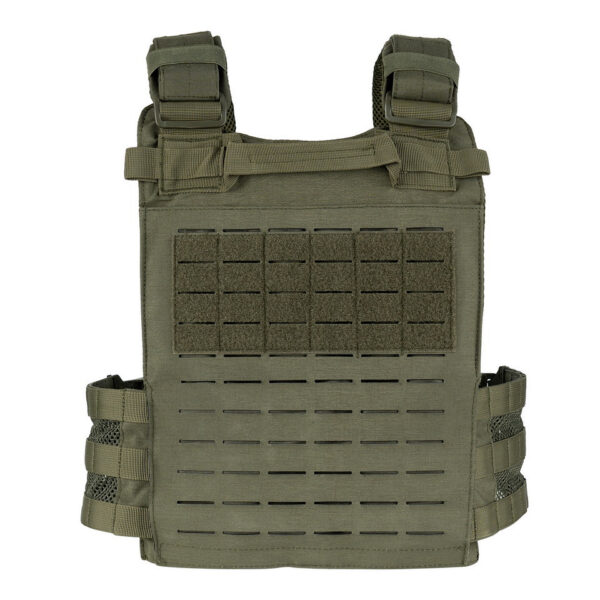 129794 11 05 De <strong>QR Plate Carrier Lasercut</strong> is een <strong>hoogwaardig, lichtgewicht en ergonomisch</strong> tactisch vest, ontworpen voor <strong>professioneel en intensief gebruik</strong>. Dankzij het <strong>Quick Release-systeem</strong> kan het vest in noodgevallen <strong>snel worden afgedaan</strong>, wat essentieel is in veeleisende situaties. Het vest is voorzien van een <strong>lasergesneden MOLLE-systeem</strong>, wat zorgt voor een <strong>strakke, moderne look en veelzijdige uitbreidingsmogelijkheden</strong>. De <strong>verstelbare cumberband</strong> en <strong>ergonomische padding</strong> bieden <strong>maximaal comfort en stabiliteit</strong>, zelfs bij langdurig gebruik.