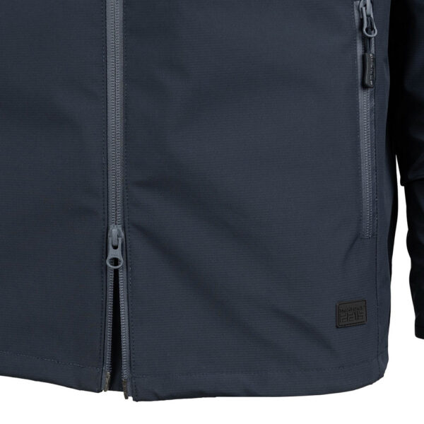 129876 12 08 <p data-start="107" data-end="475">De <strong data-start="110" data-end="146">TF-2215 Waterproof Hardshell Jas</strong> is de perfecte jas voor outdoorliefhebbers die ultieme bescherming zoeken tegen de elementen. Met zijn <strong data-start="250" data-end="274">3-laagse constructie</strong>, een <strong data-start="280" data-end="308">waterkolom van 10.000 mm</strong>, en een <strong data-start="317" data-end="355">ademend vermogen van 5000 g/m²/24h</strong>, is deze jas ontworpen om je <strong data-start="385" data-end="415">droog, comfortabel en warm</strong> te houden, zelfs tijdens de zwaarste weersomstandigheden.</p> <p data-start="477" data-end="708">Dankzij de <strong data-start="488" data-end="518">innovatieve materiaalkeuze</strong> is de jas <strong data-start="529" data-end="568">lichtgewicht, flexibel en slijtvast</strong>, waardoor hij ideaal is voor activiteiten zoals <strong data-start="617" data-end="705">hiken, survival, bushcraft en dagelijks gebruik in natte of winderige omstandigheden</strong>.</p>
