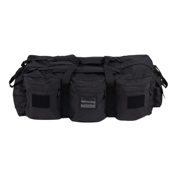 359908 13 02 De <strong>Deployment Cargo Tas 100L</strong> is een <strong>ruime, duurzame en veelzijdige</strong> tas, ontworpen voor <strong>professionele en intensieve outdoor-gebruikers</strong>. Met een enorme capaciteit van <strong>100 liter</strong> is deze tas perfect voor het <strong>vervoeren van grote hoeveelheden uitrusting</strong>, ideaal voor <strong>militairen, reizigers, outdoor-liefhebbers en sporters</strong>. Dankzij de <strong>meerdere draagopties</strong>, zoals <strong>stevige handvatten en verstelbare schouderriemen</strong>, kan de tas <strong>zowel als duffeltas als rugzak</strong> worden gedragen. Het <strong>slijtvast Cordura-materiaal</strong> en de <strong>sterke ritssluitingen</strong> zorgen voor een lange levensduur en extra bescherming van je uitrusting.