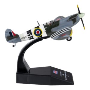 Die-cast Model Supermarine Spitfire MK VB D-Day 1:72