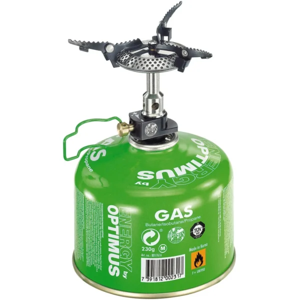 Crux Lite1 De <strong>Optimus Crux Lite</strong> is een <strong>superlichte, compacte en betrouwbare gasbrander</strong>, ideaal voor backpackers en outdoorliefhebbers die efficiënt willen koken zonder extra gewicht mee te nemen. Met een <strong>vermogen van 3000W</strong> levert deze brander uitstekende prestaties: hij is krachtig genoeg om water razendsnel te laten koken, maar heeft ook een nauwkeurige vlamregeling waarmee je kunt sudderen. In tegenstelling tot de standaard <strong>Optimus Crux</strong>, heeft de Crux Lite <strong>geen opvouwbare branderkop</strong>, wat hem <strong>lichter en nog robuuster</strong> maakt. Dankzij zijn minimalistische formaat past hij moeiteloos in je kookuitrusting zonder extra ruimte in te nemen. <a href="https://dedump.nl/wp-content/uploads/2025/02/OPT8019259_Factsheet-Crux-Lite-en.pdf" target="_blank" rel="noopener" data-bind="click: $root.onAttachmentClicked"><span data-bind="text: $data.Name">Factsheet Crux Lite en</span></a>  --  <a href="https://dedump.nl/wp-content/uploads/2025/02/OPT8019259_Manual-Crux-Crux-Lite-Elektra.pdf" target="_blank" rel="noopener" data-bind="click: $root.onAttachmentClicked"><span data-bind="text: $data.Name">Manual Crux Crux Lite Elektra</span></a>