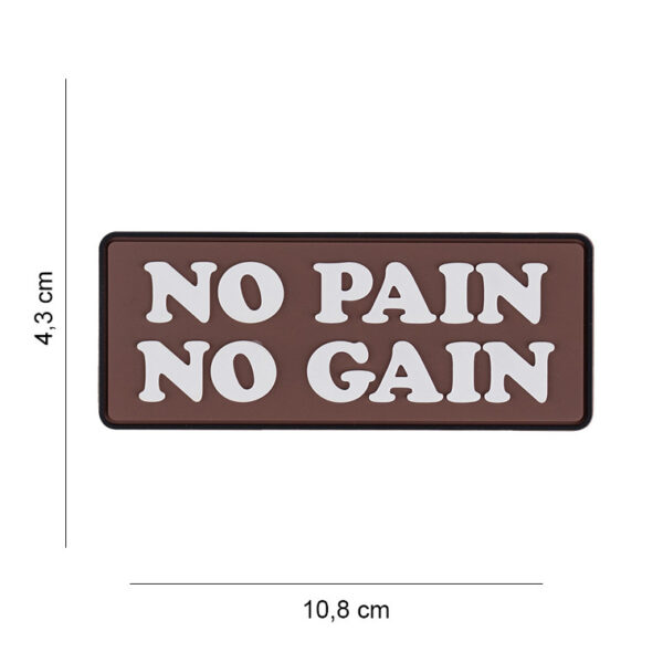 Embleem 3D PVC No pain No Gain 10003 Dit <strong>3D PVC Embleem</strong> met de krachtige slogan <strong>"No Pain No Gain"</strong> is ontworpen voor diegenen die geloven in doorzettingsvermogen en kracht. Het embleem is voorzien van <strong>klittenband aan de achterzijde</strong>, waardoor het gemakkelijk te bevestigen is aan je gear, kleding of tas. Het symboliseert vastberadenheid en moed, ideaal voor sporters, fitnessliefhebbers of degenen die een motiverende boodschap willen uitstralen.