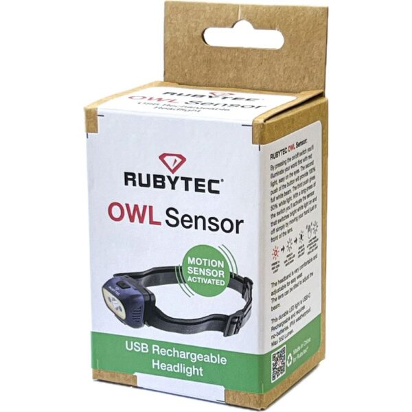 Owl Sensor USB Rechargeable Headlight blue3 Rubytec Owl Sensor – Oplaadbare Hoofdlamp met Bewegingssensor <p data-start="98" data-end="403">De <strong data-start="101" data-end="123">Rubytec Owl Sensor</strong> is een <strong data-start="131" data-end="172">lichtgewicht en veelzijdige hoofdlamp</strong> met een <strong data-start="181" data-end="211">ingebouwde bewegingssensor</strong>. Perfect voor kamperen, klussen, sporten of noodgevallen in en om het huis. Dankzij de <strong data-start="299" data-end="326">verschillende lichtmodi</strong> en <strong data-start="330" data-end="355">verstelbare hoofdband</strong> is de lamp altijd comfortabel en functioneel.</p> <p data-start="405" data-end="709">Met een maximale lichtopbrengst van <strong data-start="441" data-end="454">350 lumen</strong> biedt de Owl Sensor helder zicht, terwijl de <strong data-start="500" data-end="519">roodlicht-modus</strong> ideaal is voor situaties waarin je je nachtzicht wilt behouden. De lamp is <strong data-start="595" data-end="619">oplaadbaar via USB-C</strong> en heeft een batterijduur van <strong data-start="650" data-end="669">3,5 tot 6,5 uur</strong> (tot 16,5 uur in de roodlicht-modus).</p>