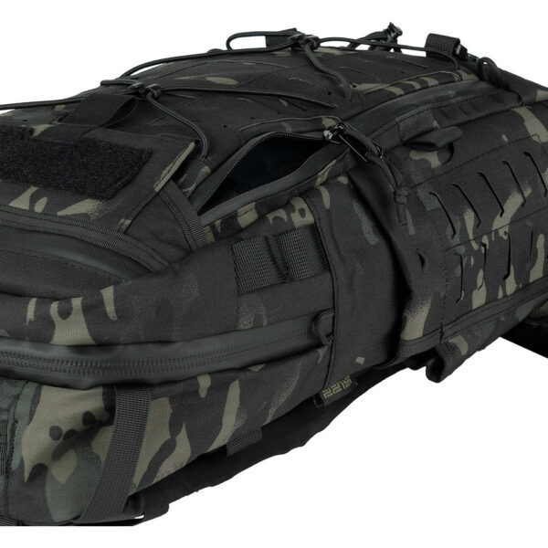 TF 2215 rugzak Stealth Pro 22L14 De <strong>TF-2215 Stealth-Pro Rugzak</strong> is een <strong>compacte, hoogwaardige en veelzijdige rugzak</strong> met een <strong>capaciteit van 22 liter</strong>. Ontworpen voor <strong>tactische en outdoor-gebruikers</strong>, biedt deze rugzak een <strong>innovatief en slim ontwerp</strong> met <strong>stevige materialen</strong> en een <strong>aanpasbaar draagsysteem</strong>. Ideaal voor <strong>dagelijkse avonturen, reizen en professionele toepassingen</strong>. Met zijn <strong>lasergesneden MOLLE-systeem</strong>, <strong>waterdichte ritsen</strong> en <strong>versterkte rugpaneel</strong>, is deze rugzak perfect voor wie een <strong>duurzame en functionele tas</strong> zoekt.