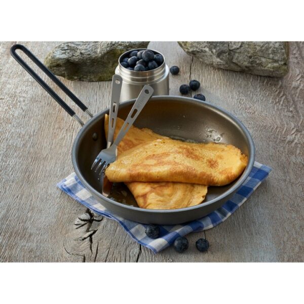 Egg Powder 155 g1 <h3 data-start="0" data-end="37"><strong data-start="4" data-end="37">Egg Powder 155 g | Trek'n Eat</strong></h3> <p data-start="39" data-end="520"><strong data-start="39" data-end="56">Beschrijving:</strong> Het <strong data-start="61" data-end="75">Egg Powder</strong> van <strong data-start="80" data-end="94">Trek'n Eat</strong> is een ideaal product voor onderweg, kamperen of in survivalomstandigheden. Dit poeder biedt de gemakken van eieren zonder het gedoe van breken, schalen of bewaren van verse eieren. Het is de perfecte oplossing voor wie een bron van eiwitten en energie nodig heeft, zelfs op de meest afgelegen plekken. De inhoud is eenvoudig te bereiden door kokend water toe te voegen, en binnen enkele minuten heb je een voedzame maaltijd.</p> <p data-start="89" data-end="626"><strong>>> <a href="https://dedump.nl/wp-content/uploads/2025/03/TR30101010_Factsheet-Whole-Egg-Powder-V201214.pdf" target="_blank" rel="noopener" data-bind="click: $root.onAttachmentClicked"><span data-bind="text: $data.Name">Factsheet</span></a></strong></p>