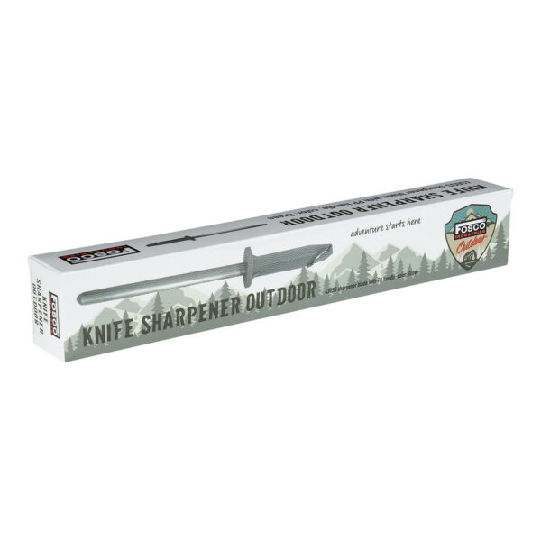 Messenslijper outdoor3 <h3 data-start="0" data-end="50"><strong data-start="4" data-end="48">Messenslijper Outdoor – Fosco Industries</strong></h3> <p data-start="52" data-end="98"> <strong data-start="55" data-end="96">Altijd en overal een vlijmscherp mes!</strong></p> <p data-start="100" data-end="400">De <strong data-start="103" data-end="128">Messenslijper Outdoor</strong> van <strong data-start="133" data-end="153">Fosco Industries</strong> is een onmisbare tool voor elke avonturier, survivalist en kampeerder. Of je nu onderweg bent in de wildernis, op een meerdaagse trektocht of gewoon je messen in topconditie wilt houden, deze slijper biedt <strong data-start="360" data-end="397">snel, efficiënt en veilig slijpen</strong>.</p> <p data-start="402" data-end="769">Dankzij het <strong data-start="414" data-end="448">hoge kwaliteit 430SS slijpblad</strong> wordt je mes moeiteloos hersteld tot zijn oorspronkelijke scherpte. Het <strong data-start="521" data-end="564">ergonomische polypropyleen (PP) handvat</strong> zorgt voor een <strong data-start="580" data-end="596">stevige grip</strong>, zelfs in natte of koude omstandigheden. Bovendien is deze messenslijper <strong data-start="670" data-end="697">lichtgewicht en compact</strong>, waardoor hij gemakkelijk mee te nemen is in je rugzak of uitrusting.</p>  