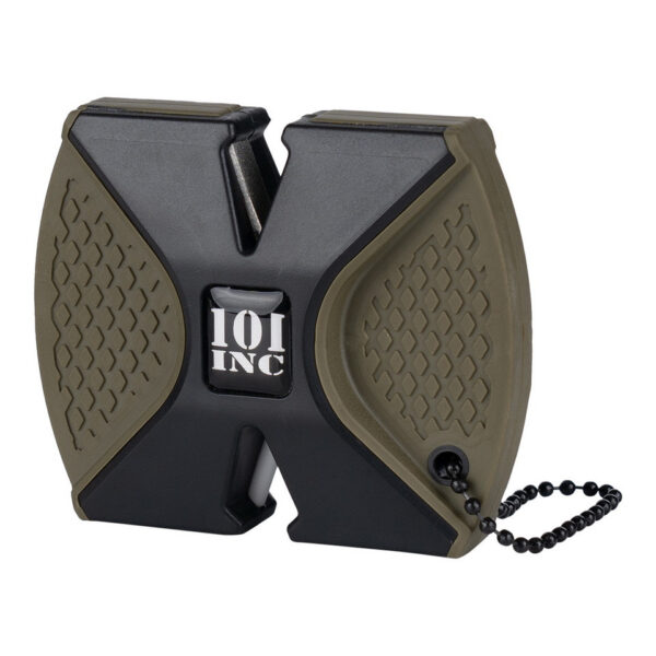 Messenslijper pocket1 <h3 data-start="0" data-end="40"><strong data-start="4" data-end="38">Messenslijper Pocket – 101 INC</strong></h3> <p data-start="42" data-end="106"> <strong data-start="45" data-end="104">Altijd en overal een vlijmscherp mes binnen handbereik!</strong></p> <p data-start="108" data-end="415">De <strong data-start="111" data-end="135">Messenslijper Pocket</strong> van <strong data-start="140" data-end="151">101 INC</strong> is de perfecte tool voor outdoorliefhebbers, jagers, kampeerders en survivalisten die een compact en effectief slijpgereedschap nodig hebben. Dankzij het <strong data-start="306" data-end="334">kleine en lichte ontwerp</strong> neem je deze slijper moeiteloos mee in je broekzak, rugzak of gereedschapstas.</p> <p data-start="417" data-end="772">Met <strong data-start="421" data-end="450">twee krachtige slijpzones</strong> – een <strong data-start="457" data-end="483">wolfraamstalen slijper</strong> voor het herstellen van botte messen en een <strong data-start="528" data-end="550">keramische slijper</strong> voor het fijn polijsten – zorg je ervoor dat je messen altijd in topconditie zijn. Het <strong data-start="638" data-end="676">ergonomische handvat van ABS + TPR</strong> biedt een stevige grip voor veilig en nauwkeurig slijpen, zelfs onder lastige omstandigheden.</p>  