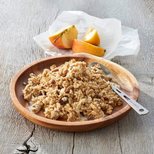 Swiss Muesli with milk1 <h3 data-start="0" data-end="43"><strong data-start="4" data-end="43">Swiss Muesli with Milk | Trek'n Eat</strong></h3> <p data-start="45" data-end="556"><strong data-start="45" data-end="62">Beschrijving:</strong> De <strong data-start="66" data-end="92">Swiss Muesli with Milk</strong> van <strong data-start="97" data-end="111">Trek'n Eat</strong> biedt een heerlijke en voedzame maaltijd die perfect is voor een snel ontbijt of als voedzaam tussendoortje. Deze muesli combineert de rijkdom van granen, melk en fruit, waardoor het een smaakvolle manier is om je dag te starten of je energie op peil te houden tijdens een outdoor avontuur. De maaltijd is snel en eenvoudig te bereiden door kokend water toe te voegen, waardoor het ideaal is voor kampeerders, wandelaars, of andere avonturiers.</p> <p data-start="89" data-end="626"><strong>>> <a href="https://dedump.nl/wp-content/uploads/2025/03/TR30101005_Factsheet-Swiss-style-muesli-V201214.pdf" target="_blank" rel="noopener" data-bind="click: $root.onAttachmentClicked"><span data-bind="text: $data.Name">Factsheet</span></a></strong></p>