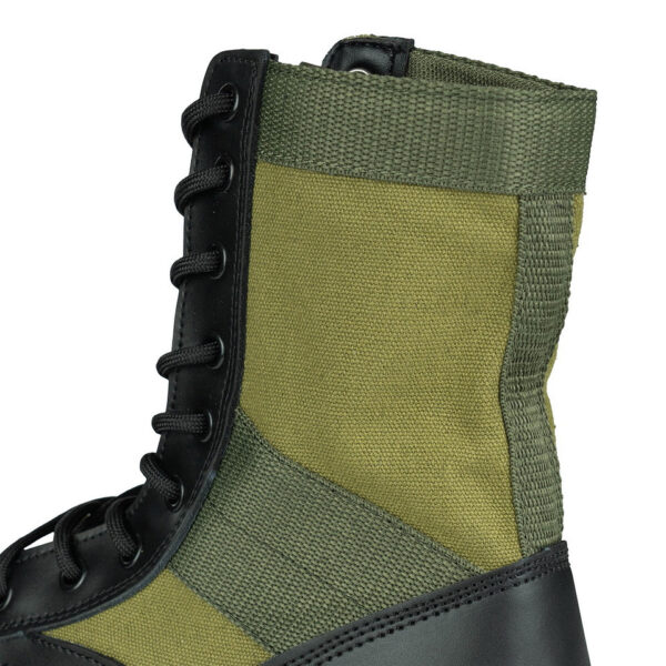 231177 9 De Jungle Boots zijn iconische laarzen, geïnspireerd op het model dat tijdens de Vietnamoorlog beroemd werd. Met een bovenkant van Black Action Leather en canvas, metalen veterogen en een stalen shank voor extra stabiliteit, bieden deze laarzen zowel duurzaamheid als comfort. De oliebestendige rubberen Panama zool en de uitneembare EVA binnenzool zorgen ervoor dat je ook bij intensief outdoor gebruik optimaal kunt presteren. Perfect voor militaire uitrusting, survival en outdoor activiteiten.