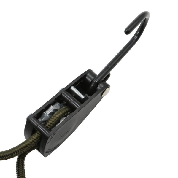 319487 11 02 1 De Touwratel met S-haken van 4 meter en 6 mm dikte is de perfecte spanhulp voor al uw outdoor avonturen. Hiermee kunt u touwen eenvoudig vastzetten en opspannen, ideaal voor tenten, tarps en andere kampeerconstructies. Dankzij het gebruiksvriendelijke ontwerp zijn knopen overbodig en kunt u met één hand de spanning snel aanpassen. Herbruikbaar en praktisch, maakt deze touwratel uw kampeerervaring een stuk eenvoudiger.