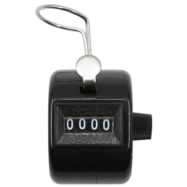 469435 13 03 De Fosco Handteller is een betrouwbare mechanische teller die perfect is voor het bijhouden van aantallen tijdens evenementen, sport of trainingen. Met een eenvoudig druksysteem biedt deze lichtgewicht handteller een duidelijke en nauwkeurige telling. Dankzij het handzame ontwerp is hij makkelijk mee te nemen en geschikt voor diverse registratiebehoeften.