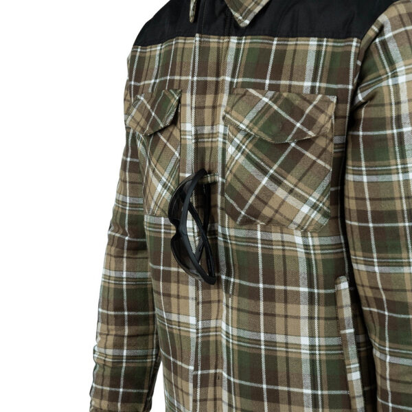 129537 78 05 <p>De Contractor Sherpa jacket van Fostex Garments is een comfortabele en veelzijdige outdoorjas, perfect voor casual gebruik, trekking en bushcraft. Gemaakt van 100% katoen met versterkingen van Cordura® nylon op de schouders, biedt deze jas duurzaamheid en bescherming. De warme sherpa voering zorgt voor optimaal draagcomfort en warmte in de koudere maanden. Met diverse zakken voor praktische opbergruimte en een klassieke houthakkers look, is deze jas een ideale keuze voor het tussenseizoen en de winter.</p>