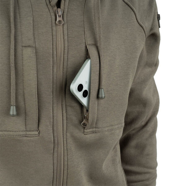 131374 125 05 Ontdek de Tactical Bamboo hooded vest, een veelzijdige hoodie gemaakt van een comfortabele mix van 70% katoen en 30% polyester. Dit vest heeft een zachte, opgeruwde binnenkant en is ideaal voor zowel mannen als vrouwen. Het beschikt over een handige ritssluiting, een verstelbare capuchon, en meerdere opbergmogelijkheden waaronder borst- en handzakken met rits. Met zijn stijlvolle Ranger Green kleur en praktische patch panels op de mouwen is dit vest perfect voor zowel casual als werkgebruik.