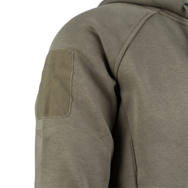131374 125 06 Ontdek de Tactical Bamboo hooded vest, een veelzijdige hoodie gemaakt van een comfortabele mix van 70% katoen en 30% polyester. Dit vest heeft een zachte, opgeruwde binnenkant en is ideaal voor zowel mannen als vrouwen. Het beschikt over een handige ritssluiting, een verstelbare capuchon, en meerdere opbergmogelijkheden waaronder borst- en handzakken met rits. Met zijn stijlvolle Ranger Green kleur en praktische patch panels op de mouwen is dit vest perfect voor zowel casual als werkgebruik.