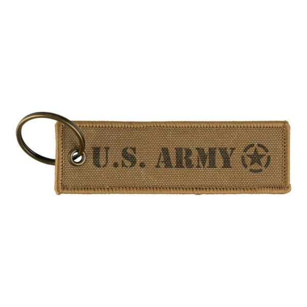 251306 11028 99 01 <p>Voeg een stoere, militaire touch toe aan je sleutels met de Sleutelhanger vintage canvas U.S. Army #114. Deze unieke sleutelhanger is gemaakt van hoogwaardig canvas en biedt een authentieke uitstraling die perfect past bij elke outdoor liefhebber of militaire fan. Met zijn robuuste ontwerp en praktische afmetingen is hij niet alleen stijlvol, maar ook functioneel. Een must-have accessoire voor iedereen die houdt van avontuur en geschiedenis.</p>