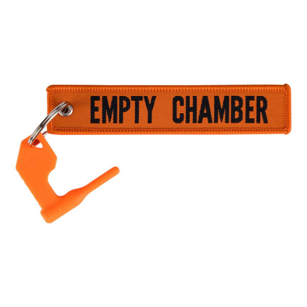 251322 20 01 De Sleutelhanger Empty Chamber met oranje veiligheidsplug is een opvallend en functioneel accessoire voor elke vuurwapenliefhebber. Deze unieke sleutelhanger, voorzien van de tekst "Empty Chamber", komt met een oranje plug die dient als duidelijke veiligheidsvlag en herinnering om het wapen te controleren voor gebruik. Naast zijn belangrijke veiligheidsfunctie is het ook een stoere toevoeging aan je sleutelbos of tas.