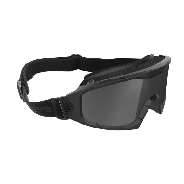 256187 13 01 <p>De SwissEye R-Tac bril #18841 biedt optimaal draagcomfort en is voorzien van een antifog- en antiscratch-coating voor langdurige helderheid. Met 100% bescherming tegen UVA, UVB en UVC-straling en een vervangbare RX-clip voor optionele glazen, is deze bril perfect voor elke outdoor activiteit. Inclusief reserve lenzen in oranje en helder en een praktische zwarte hoofdband met siliconen coating. Gecertificeerd volgens EN 12312-1 en EN 166 BT9KN, garandeert deze bril veiligheid en functionaliteit in iedere situatie.</p>