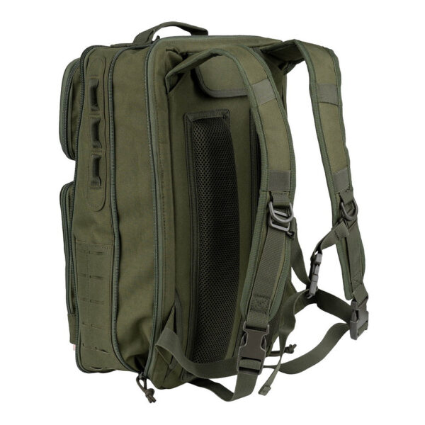 351704 11 05 1 <p>De Hardcase Hydration Rugzak 2-in-1 is de ideale metgezel voor avontuurlijke activiteiten. Deze veelzijdige rugzak beschikt over een geïntegreerd en verwijderbaar hydratatiepakket voor 2-3 liter water, terwijl het hardcase voorvak zorgt voor optimale bescherming van kwetsbare spullen zoals elektronica en brillen. Met een inhoud van 20 liter en meerdere mesh ritsvakken biedt deze rugzak voldoende opbergruimte. Dankzij het lasercut Molle-systeem aan beide zijden kun je eenvoudig extra uitrusting bevestigen. Perfect voor de serieuze outdoor-liefhebber!</p>