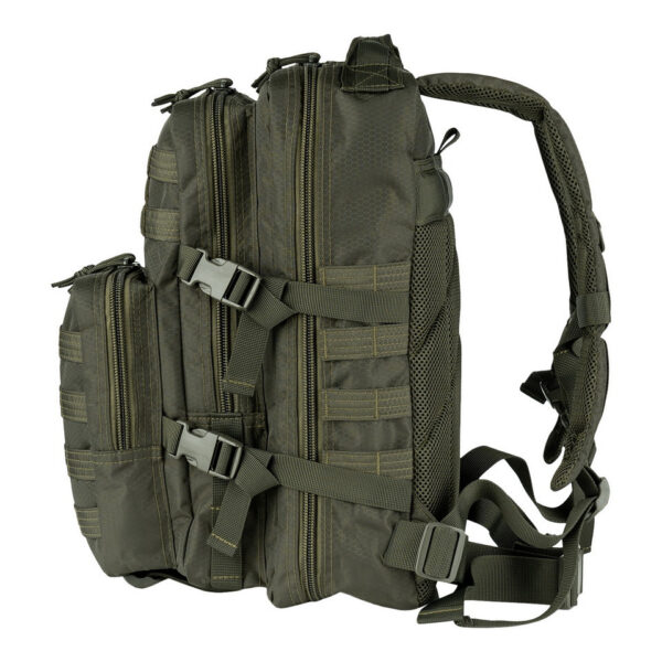 351750 125 03 1 <p>De Rugzak Assault Hexagon 25L is de ideale metgezel voor de functionele reiziger. Met een tactische uitstraling en slimme indeling biedt deze backpack voldoende ruimte en mogelijkheden voor al je uitrusting. Dankzij de MOLLE-lussen kun je eenvoudig extra gear bevestigen, terwijl de gevoerde schouderriemen en verstelbare heupriem zorgen voor optimaal draagcomfort. Met een inhoud van 25 liter en verschillende opbergmogelijkheden blijf je georganiseerd, of je nu onderweg bent voor dagelijks gebruik of outdooractiviteiten.</p>
